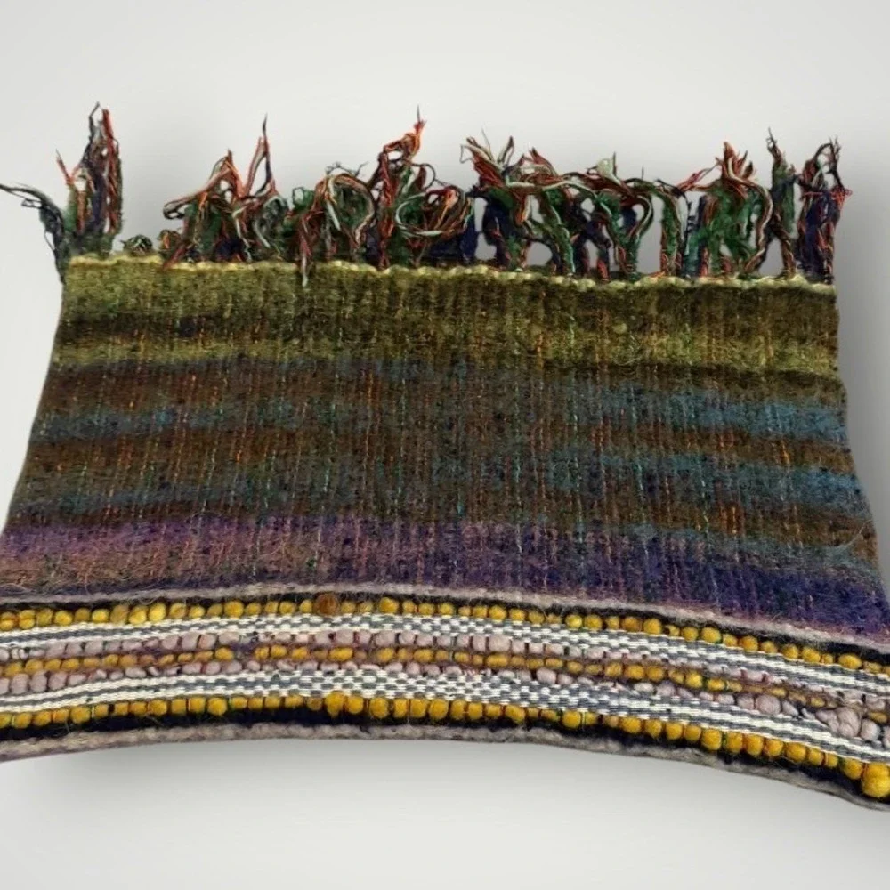 Unbranded gorpcore horizontal